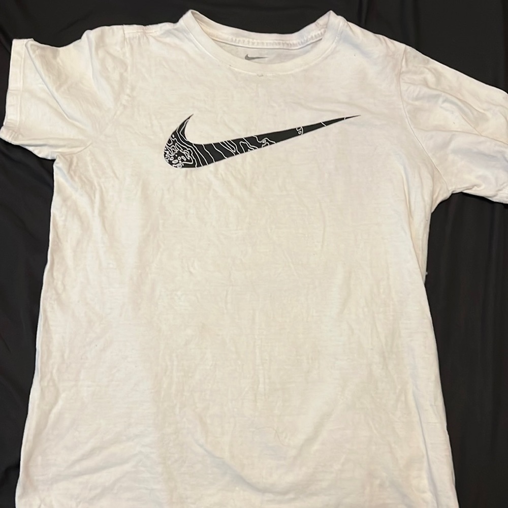 Nike t shirt